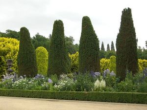 Chatsworth_01.jpg