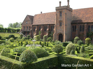HatfieldHouse_01.jpg