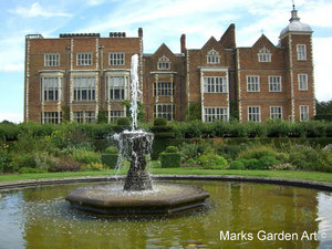 HatfieldHouse_02.jpg