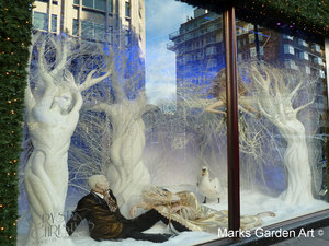London-Harrods-2011_02.JPG