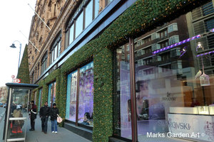 London-Harrods-2011_06.JPG