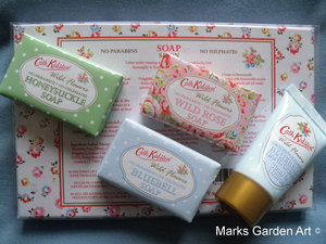 Caths-goods_01.JPG