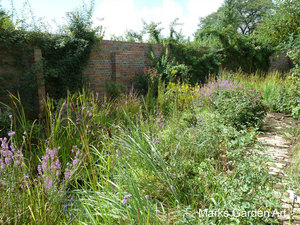 The_Treasure_Garden_2012_02.JPG