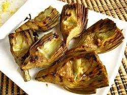 Cooked_Artichoke_02.jpg